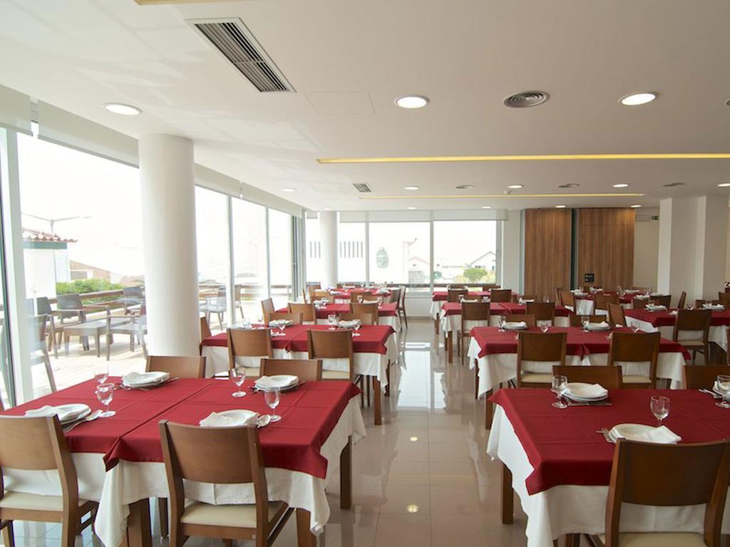 Hotel Miramar - São Pedro de Muel Buitenkant foto