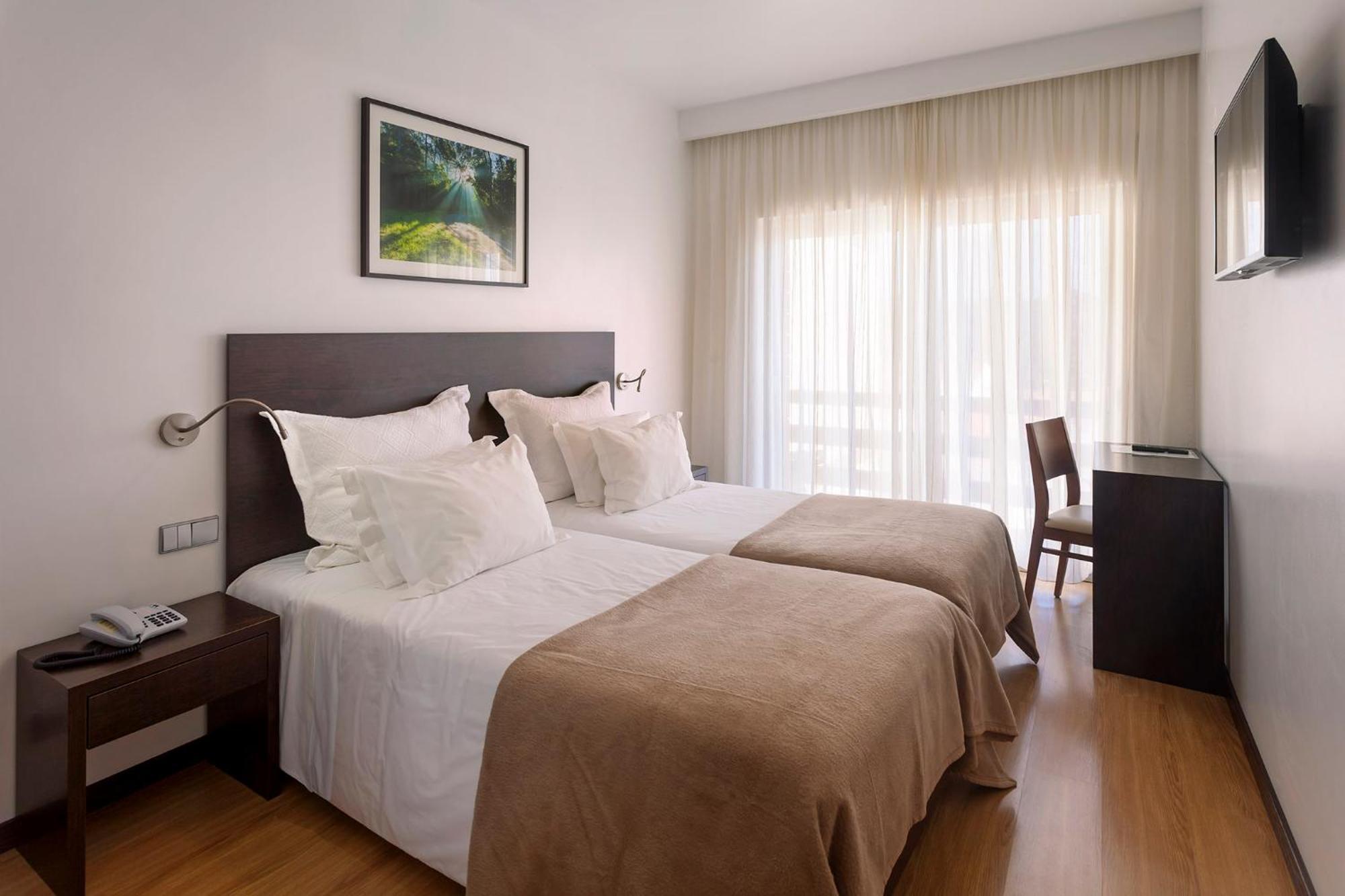 Hotel Miramar - São Pedro de Muel Buitenkant foto