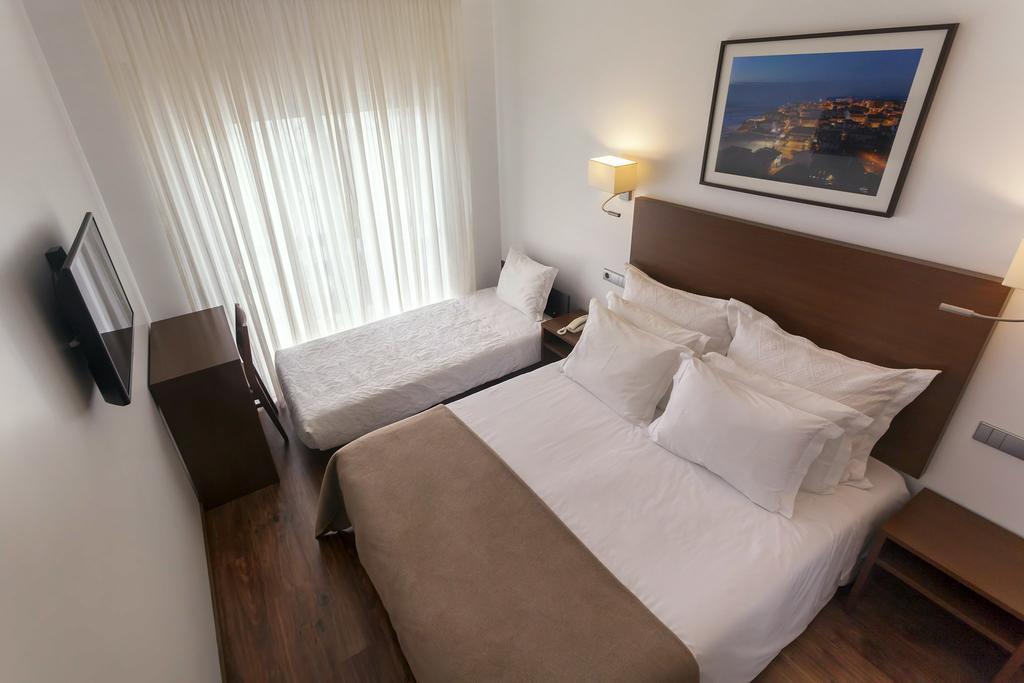 Hotel Miramar - São Pedro de Muel Buitenkant foto