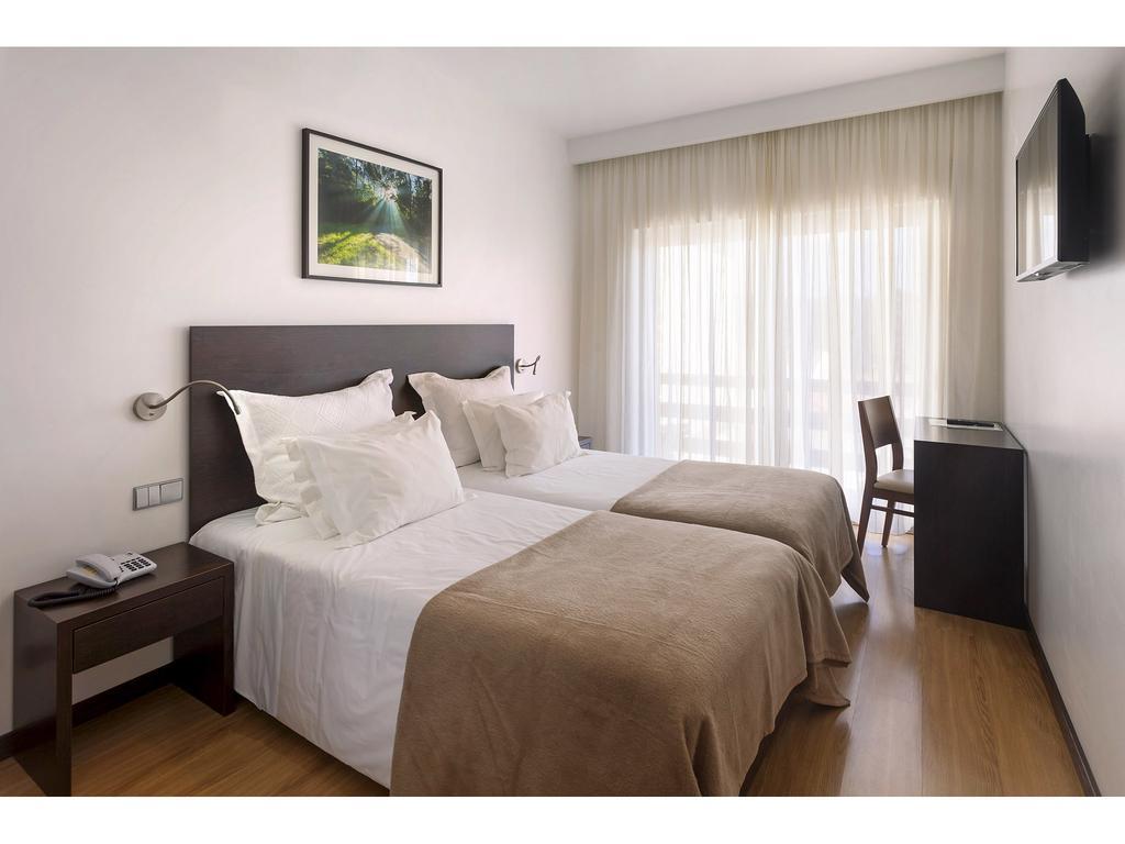Hotel Miramar - São Pedro de Muel Buitenkant foto
