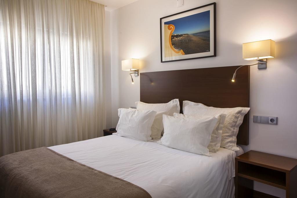Hotel Miramar - São Pedro de Muel Buitenkant foto