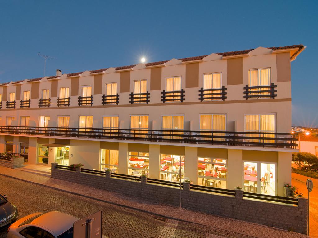 Hotel Miramar - São Pedro de Muel Buitenkant foto