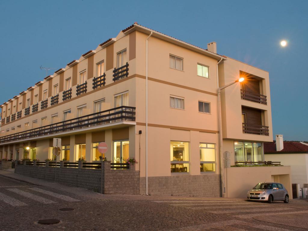 Hotel Miramar - São Pedro de Muel Buitenkant foto