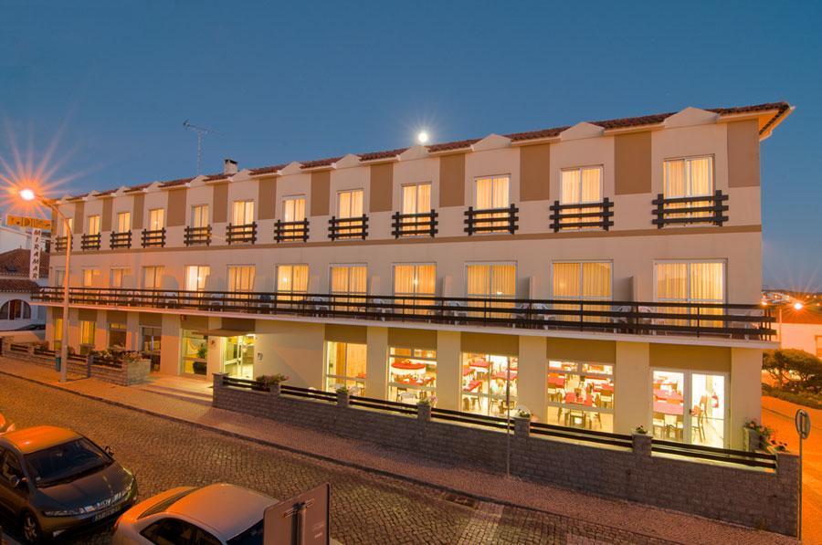 Hotel Miramar - São Pedro de Muel Buitenkant foto