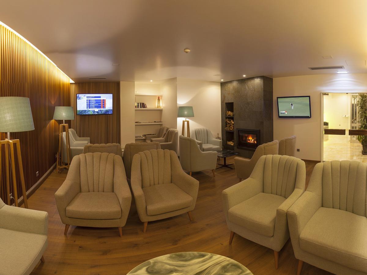 Hotel Miramar - São Pedro de Muel Buitenkant foto