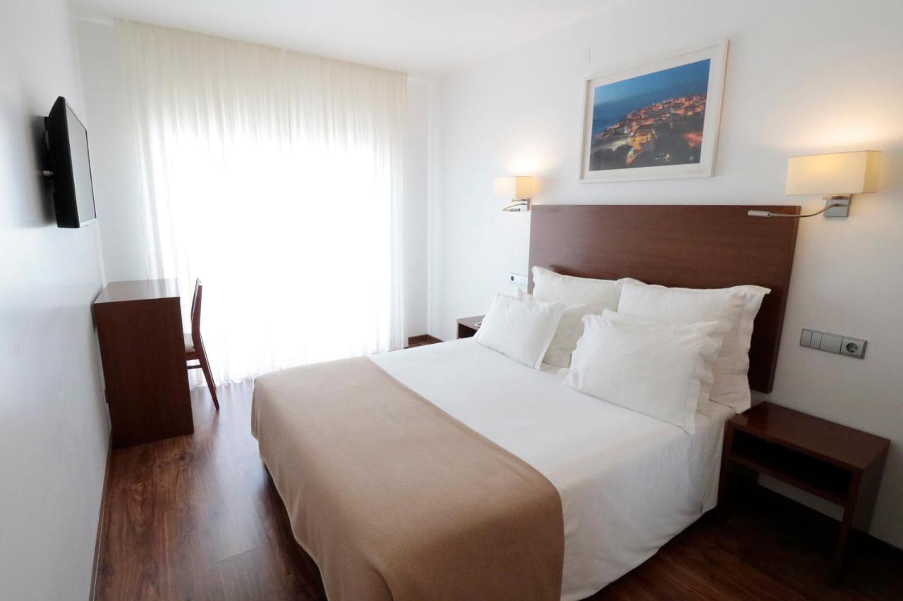 Hotel Miramar - São Pedro de Muel Buitenkant foto